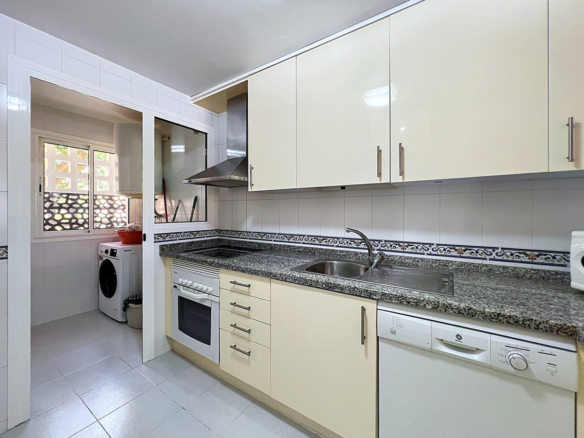 Apartment for sale in Manilva