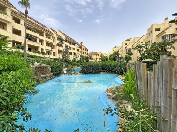 Apartment for sale in Manilva