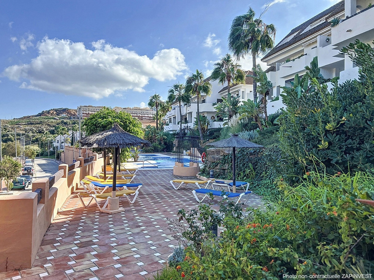 Apartment for sale in Manilva