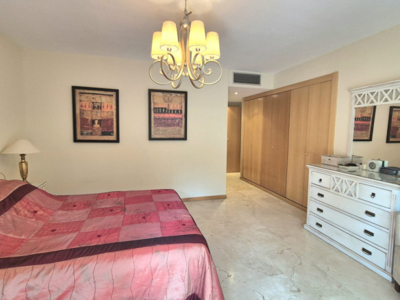 Apartment for sale in Marbella