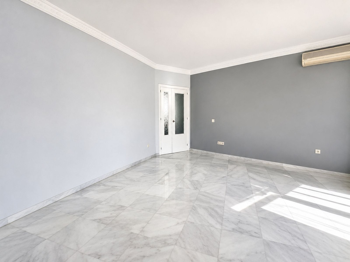 Apartment for sale in Marbella