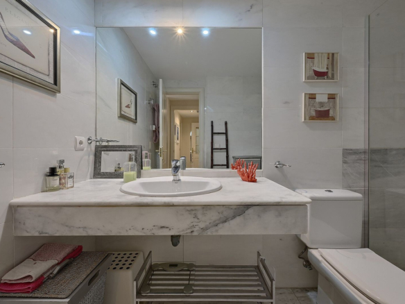 Apartment for sale in Marbella