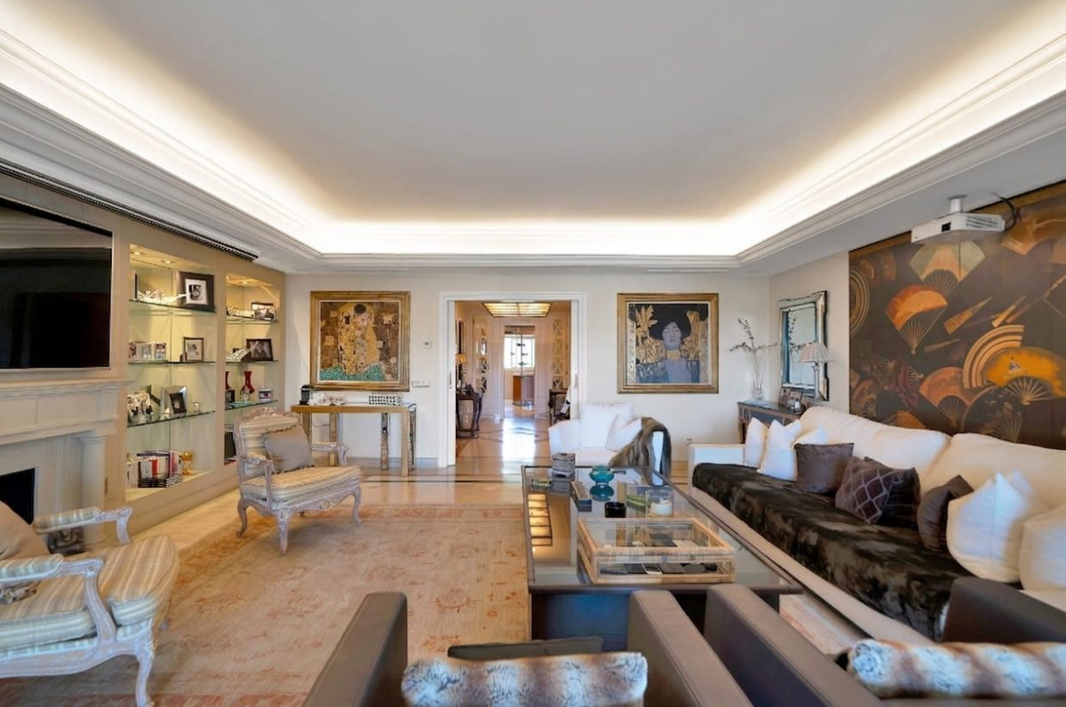 Apartment for sale in Marbella