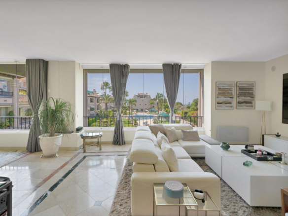 Apartment for sale in Marbella
