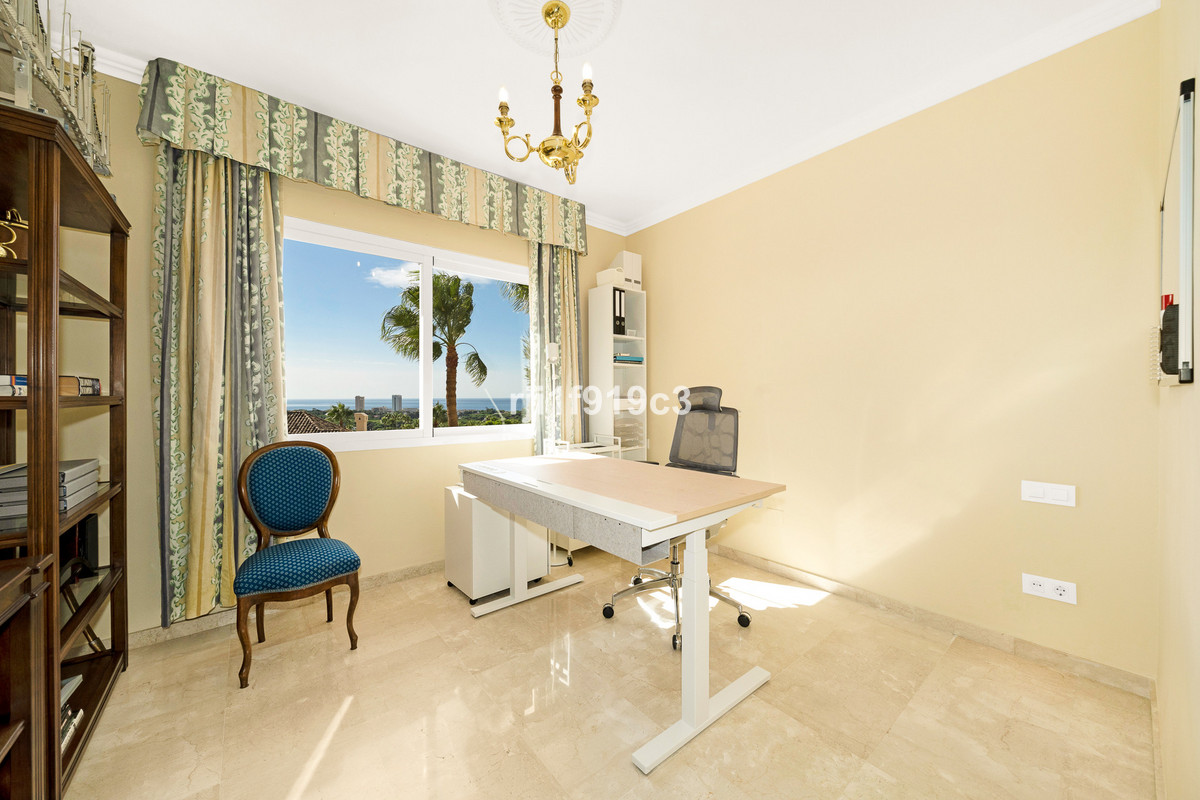 Apartment for sale in Marbella