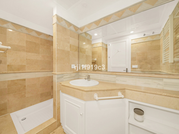 Apartment for sale in Marbella