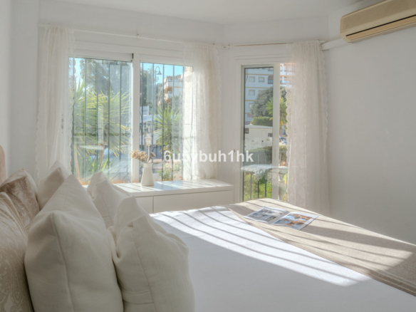 Apartment for sale in Mijas