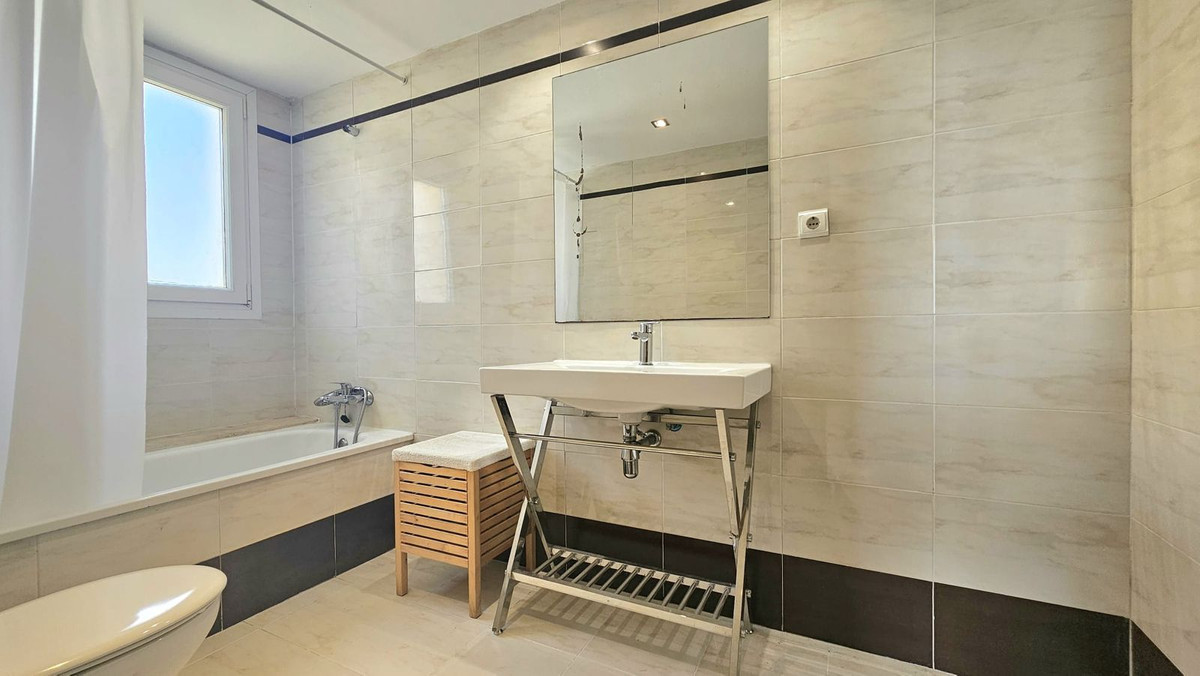 Apartment for sale in Mijas