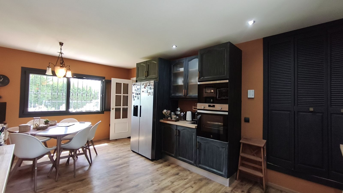 Finca for sale in Alhaurín de la Torre
