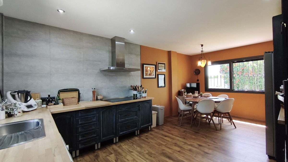 Finca for sale in Alhaurín de la Torre