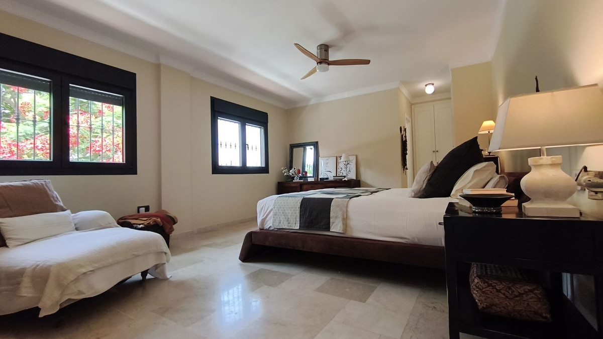 Finca for sale in Alhaurín de la Torre