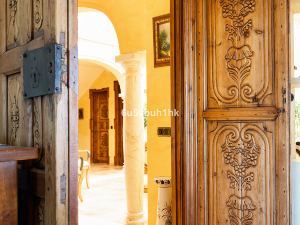 Finca for sale in Almogía