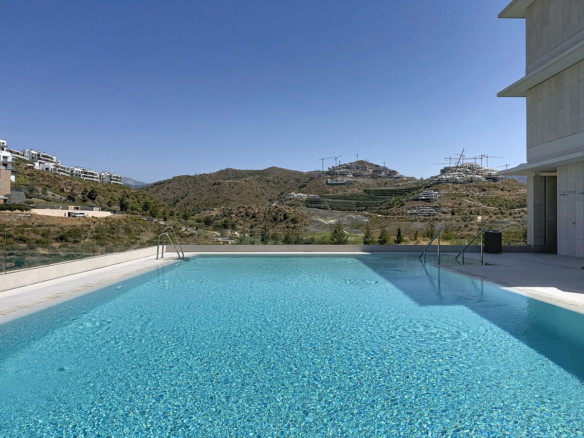 Penthouse for sale in Benahavís