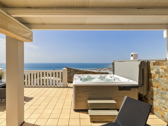 Penthouse for sale in Benalmadena