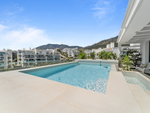 Penthouse for sale in Fuengirola