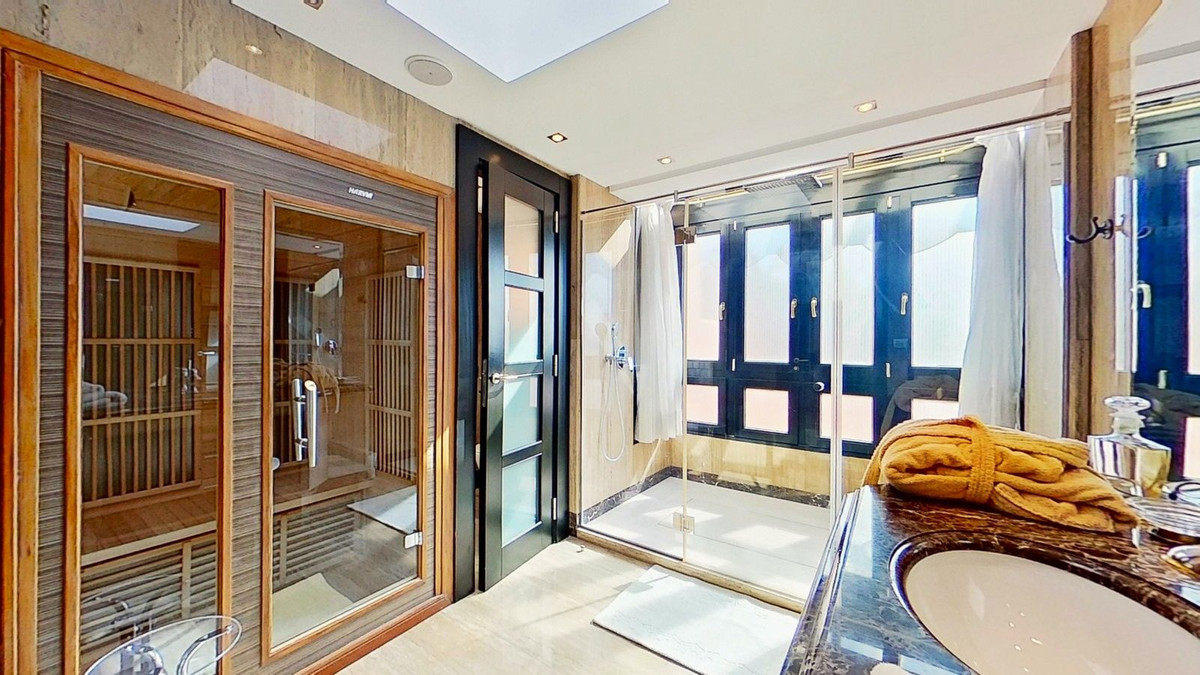 Penthouse for sale in Marbella