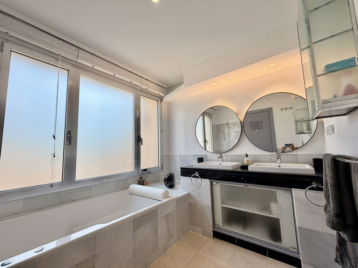 Penthouse for sale in Marbella