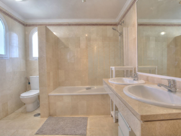 Penthouse for sale in Mijas