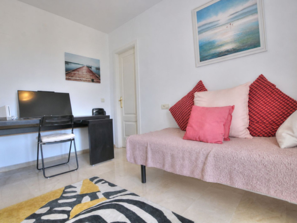 Penthouse for sale in Mijas