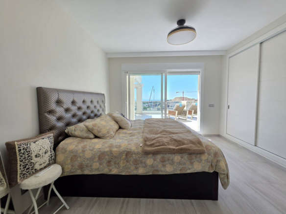 Penthouse for sale in Mijas
