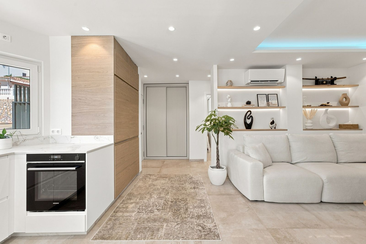 Semi-Detached House for sale in Benalmadena