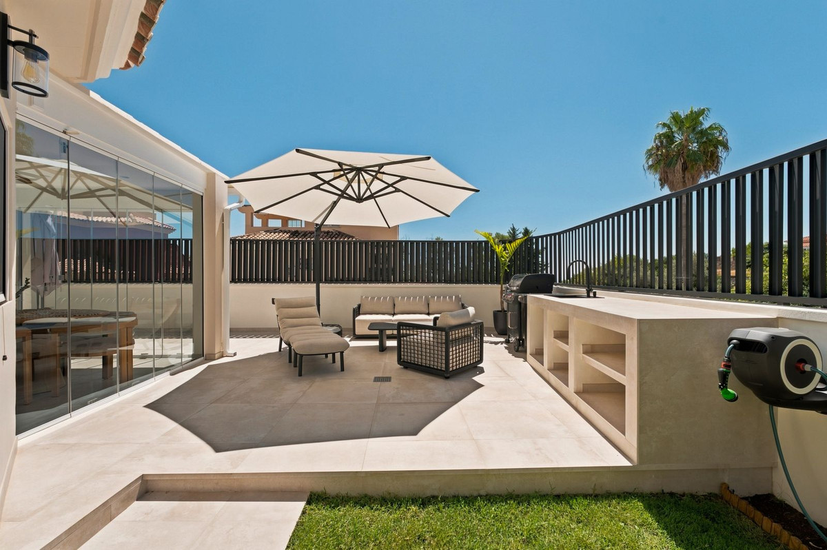 Semi-Detached House for sale in Benalmadena