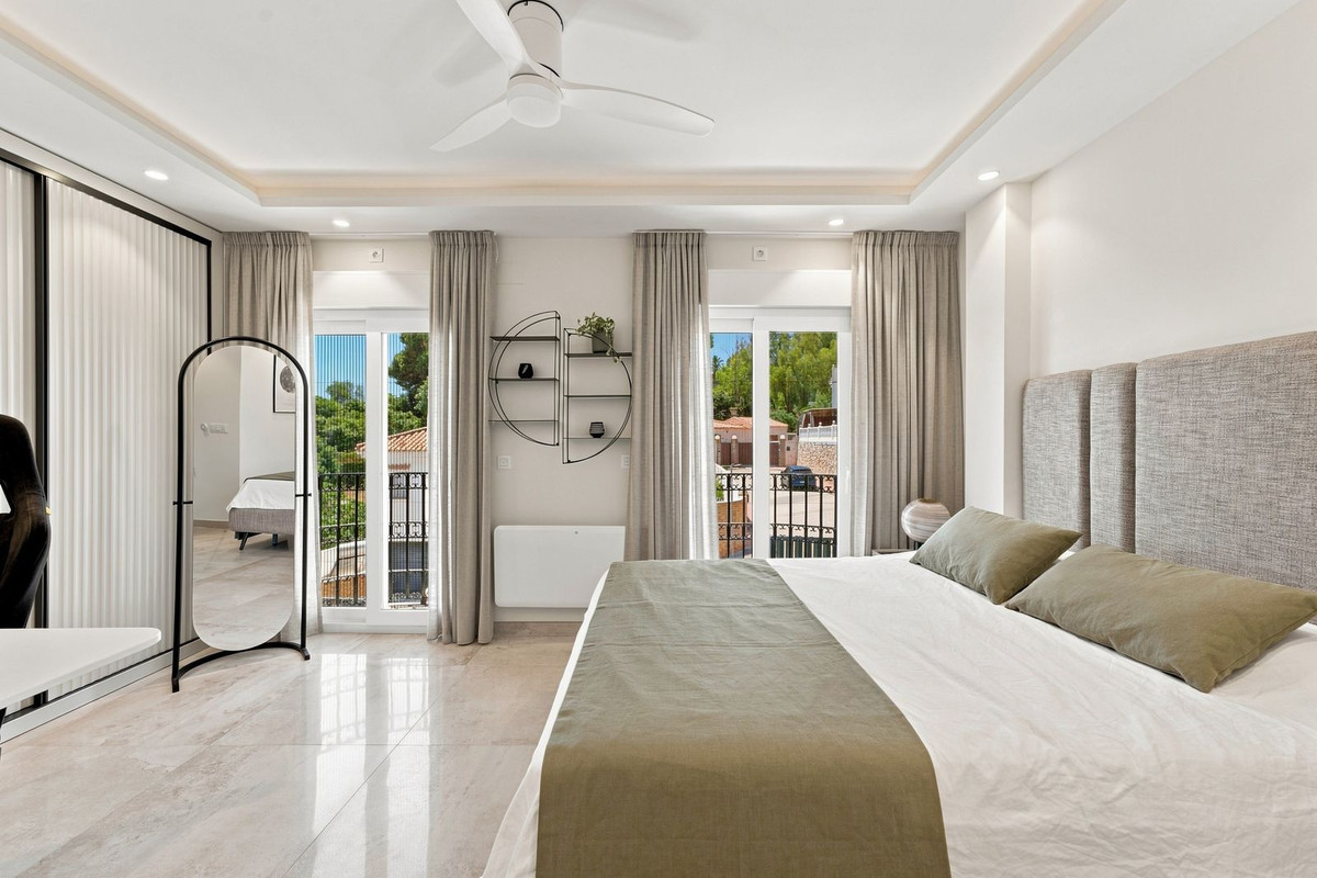 Semi-Detached House for sale in Benalmadena