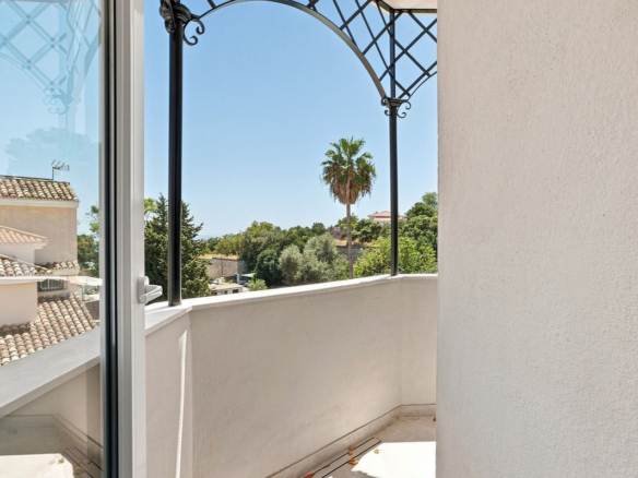 Semi-Detached House for sale in Benalmadena