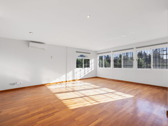 Semi-Detached House for sale in Marbella