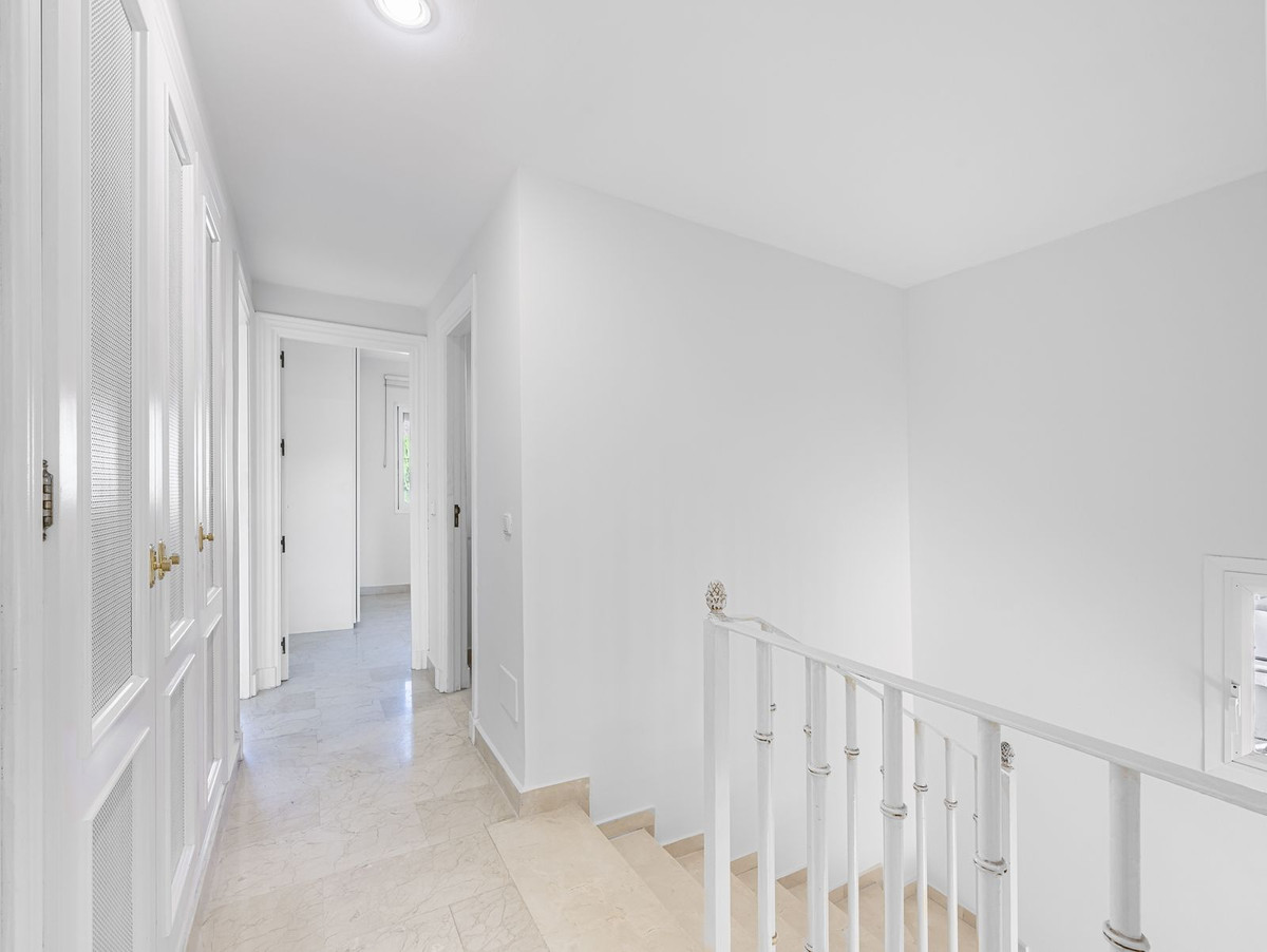Semi-Detached House for sale in Marbella