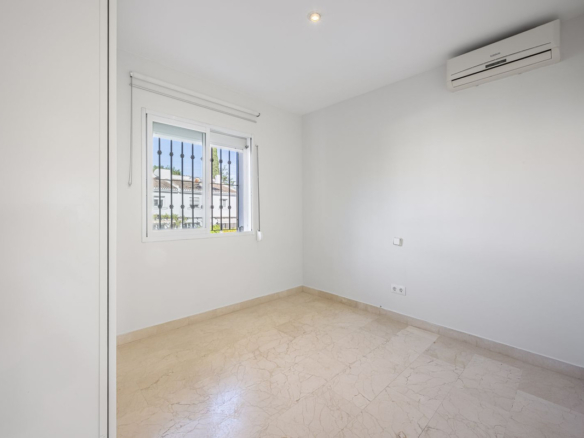 Semi-Detached House for sale in Marbella