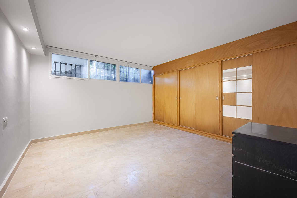 Semi-Detached House for sale in Marbella