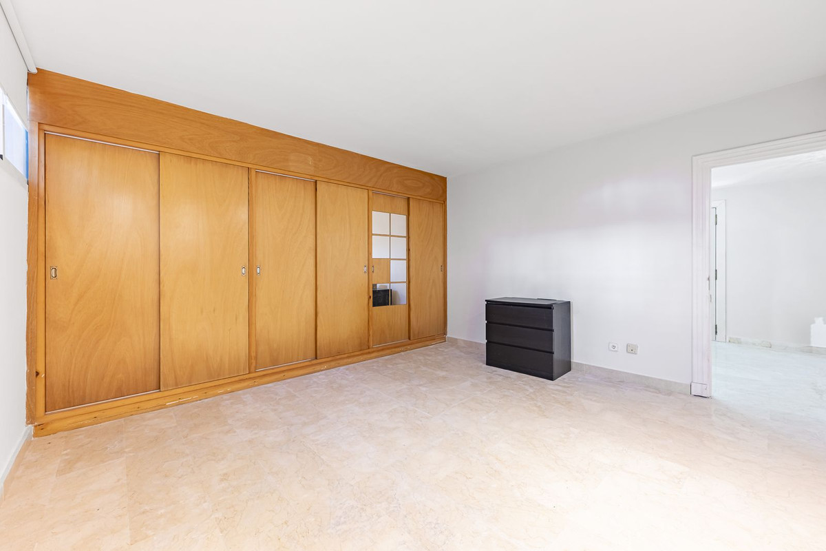 Semi-Detached House for sale in Marbella