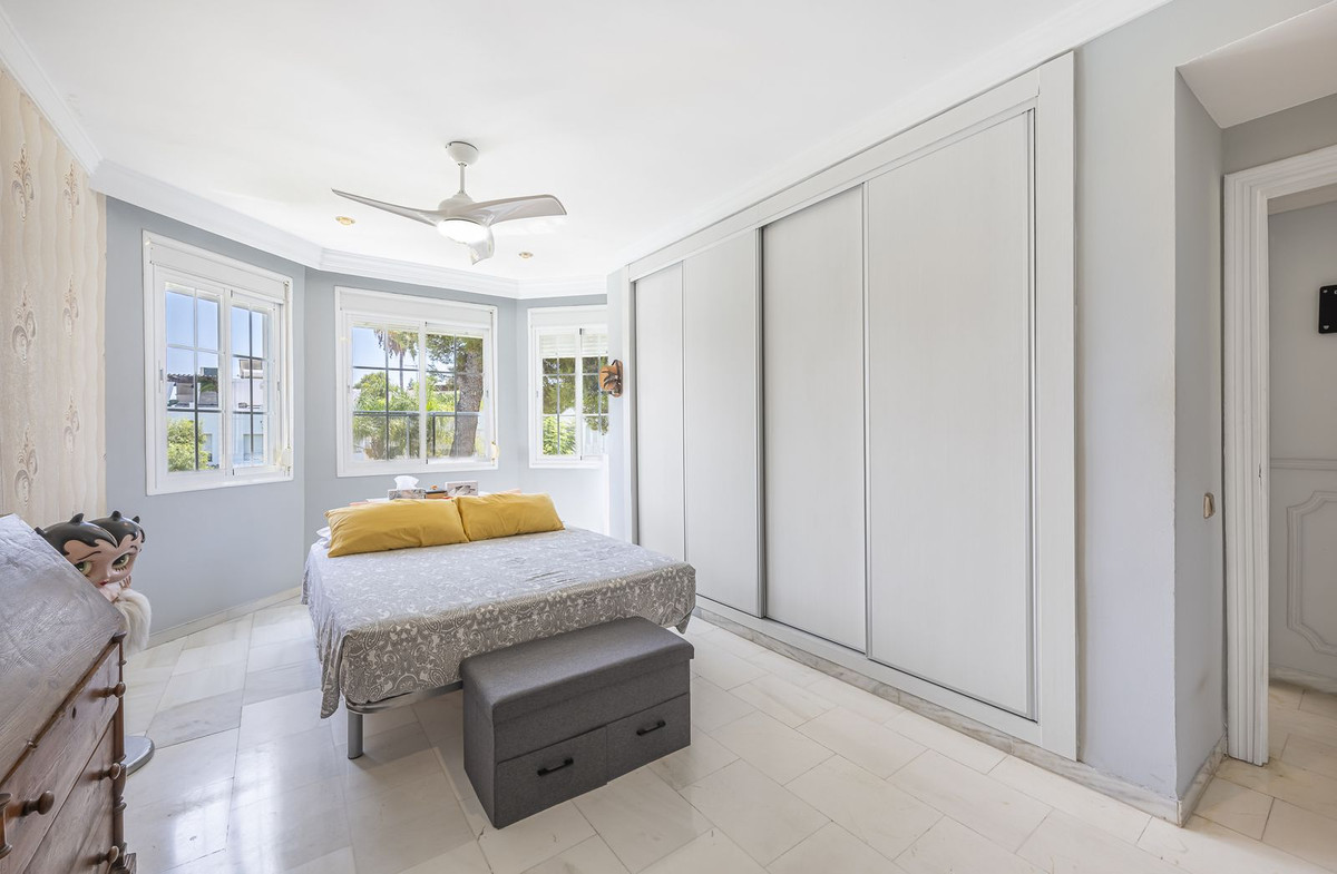 Semi-Detached House for sale in Marbella