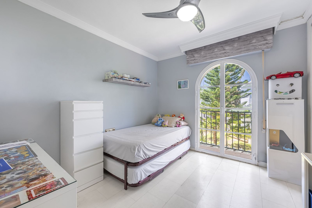 Semi-Detached House for sale in Marbella