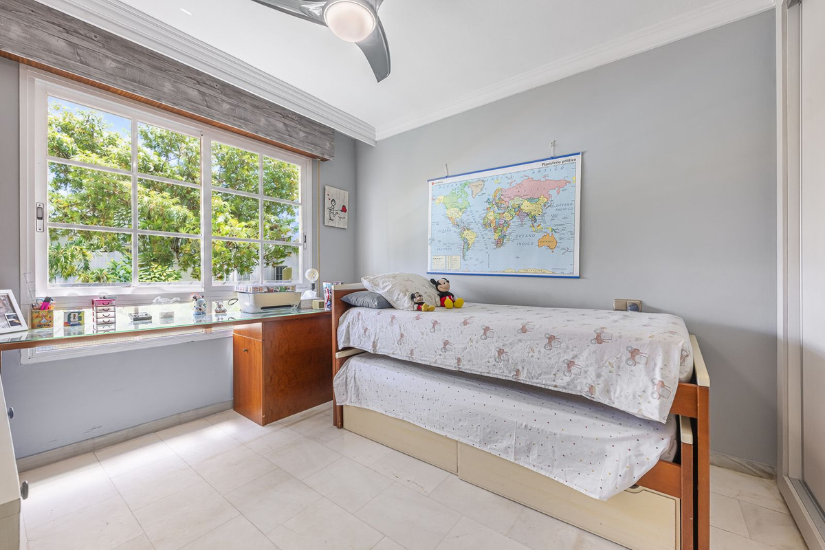 Semi-Detached House for sale in Marbella