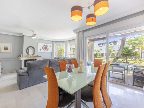Semi-Detached House for sale in Marbella