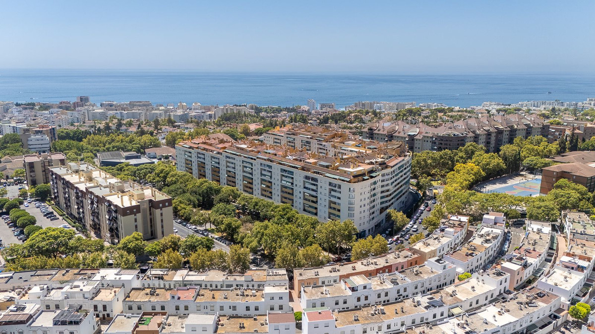 Semi-Detached House for sale in Marbella