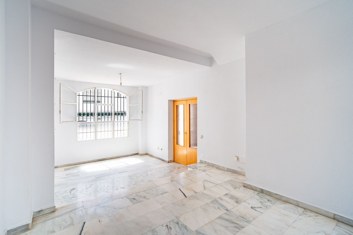 Semi-Detached House for sale in Marbella