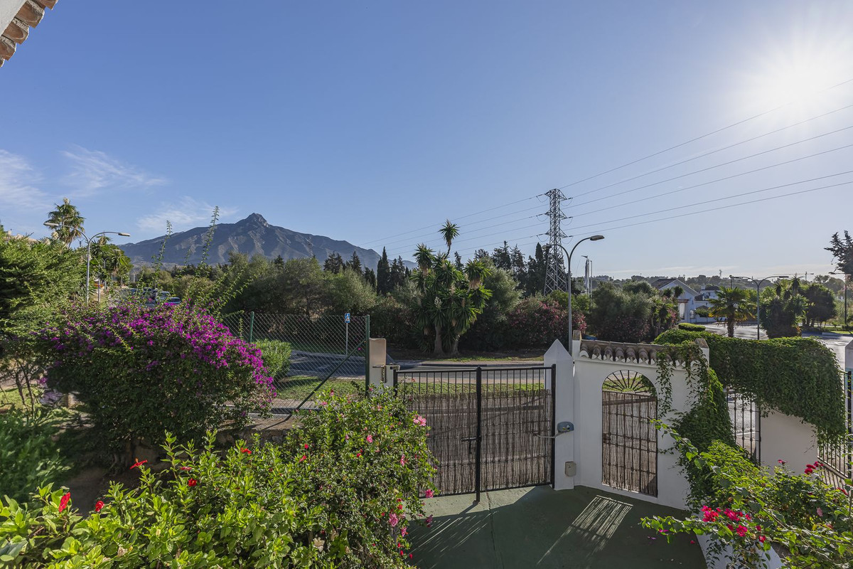 Semi-Detached House for sale in Marbella