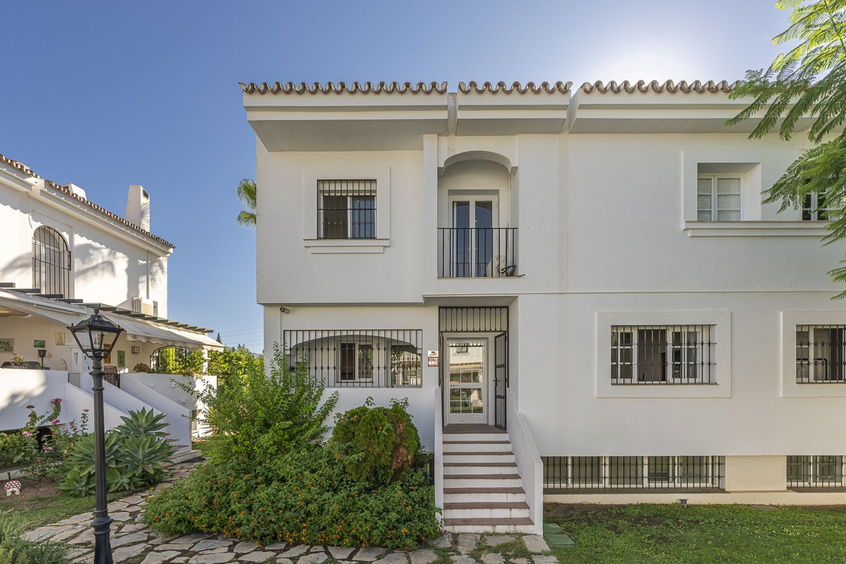 Semi-Detached House for sale in Marbella