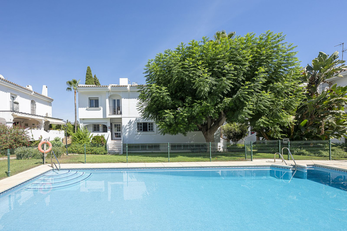 Semi-Detached House for sale in Marbella