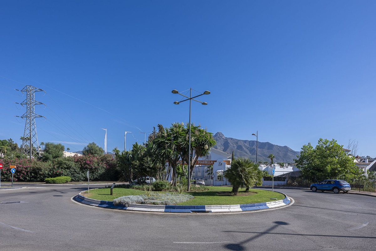 Semi-Detached House for sale in Marbella