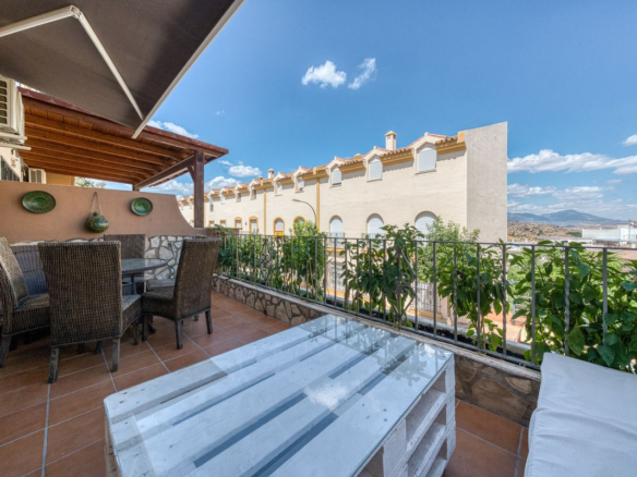 Townhouse for sale in Coín