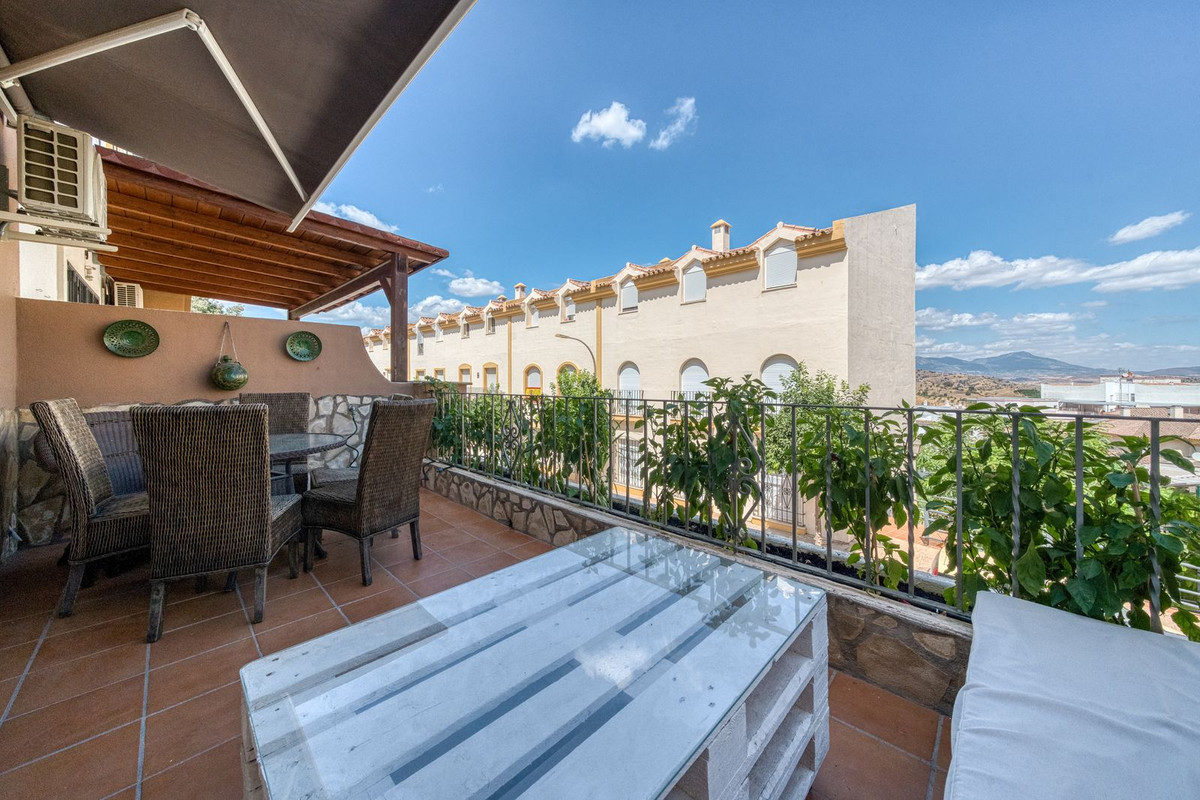 Townhouse for sale in Coín