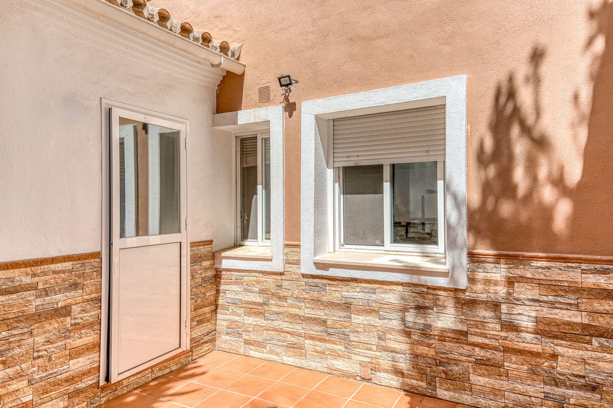 Townhouse for sale in Coín