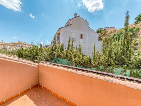 Townhouse for sale in Coín