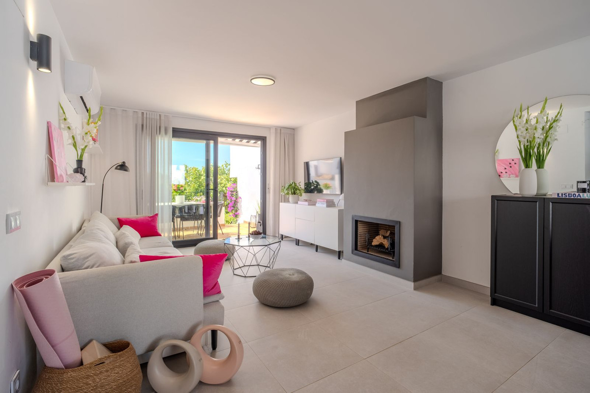 Townhouse for sale in Estepona