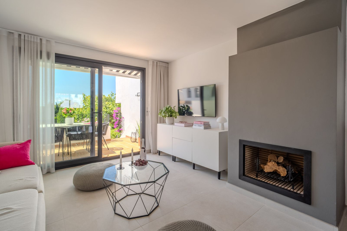 Townhouse for sale in Estepona