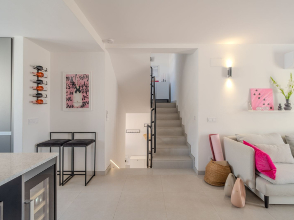 Townhouse for sale in Estepona